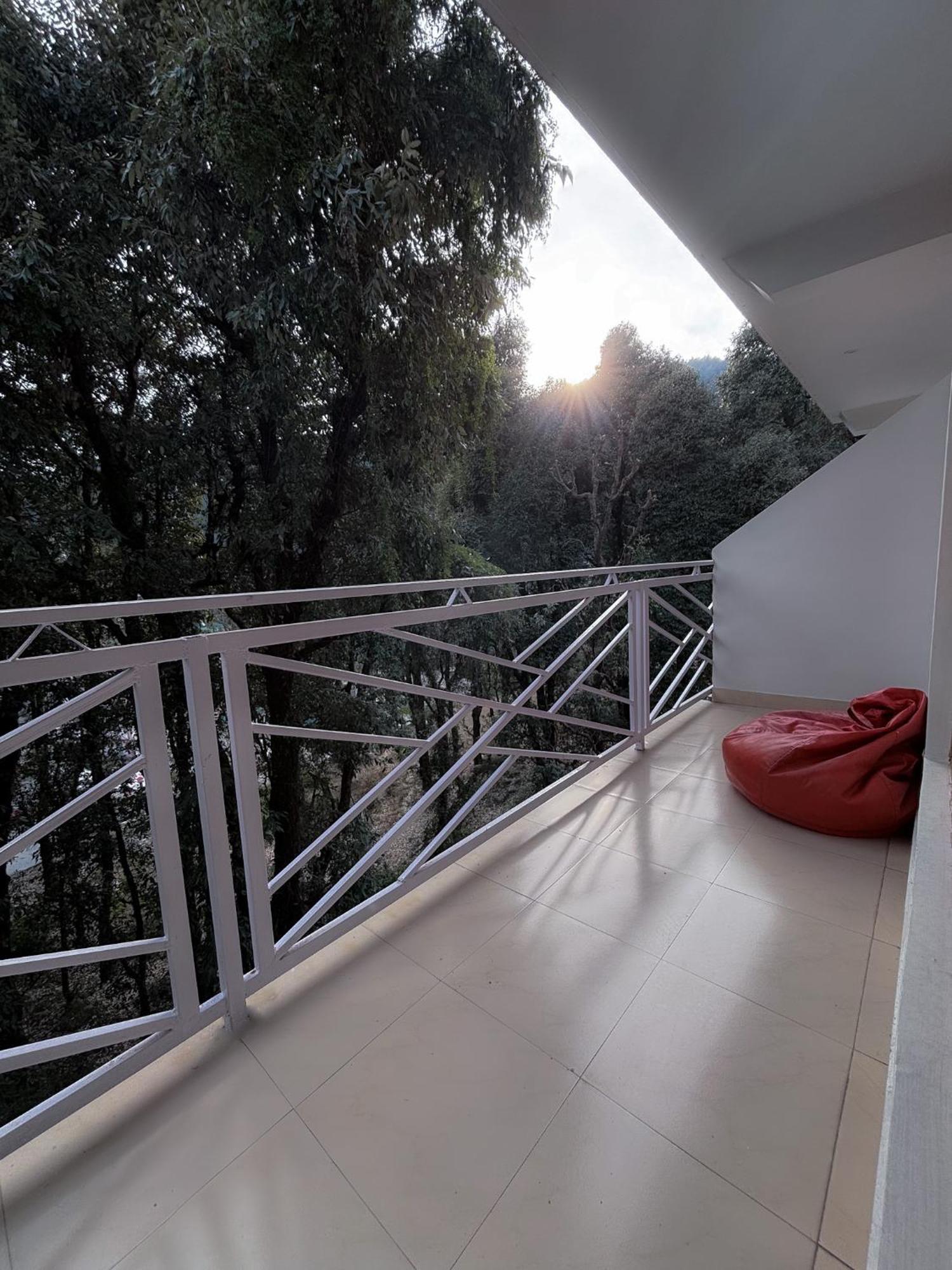 Апартаменти The Void - Dharamkot Дармсала Номер фото